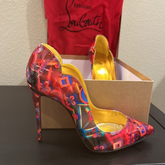 Christian Louboutin Hot Chick Disco Pointed Toe Pump. - Picture 2 of 4